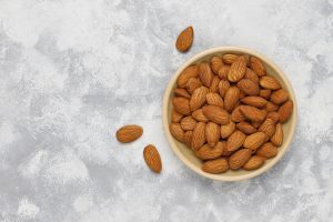 نهال خرید و فروش مغز بادام در کاشان بلوار قطب راوندی